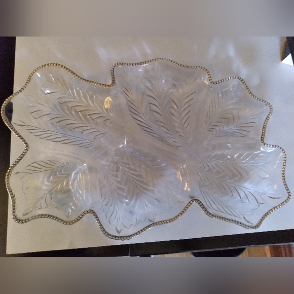 JEANETTE RELISH TRAY - Picture 1 of 1